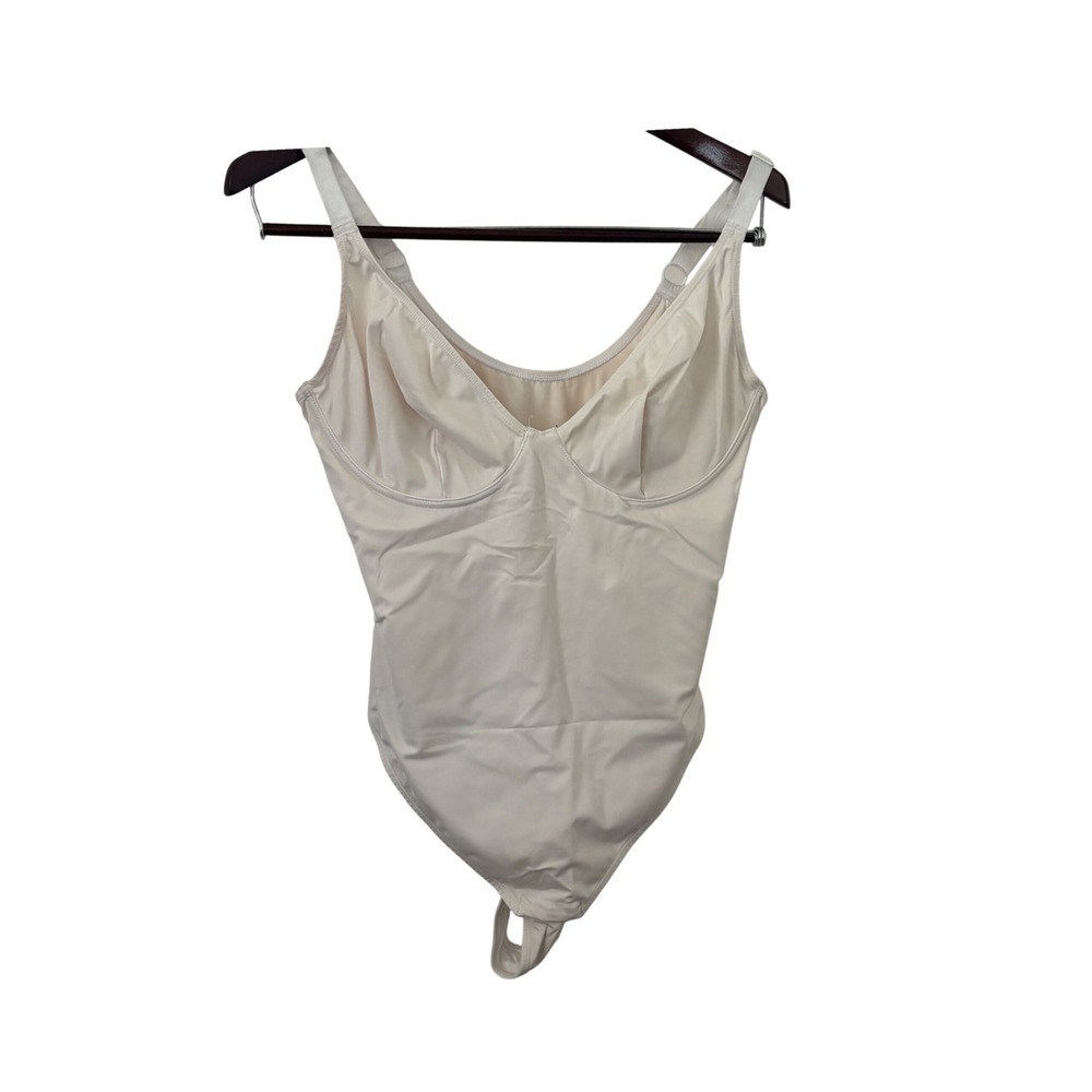 Skims Sculpting Bodysuit Women L Beige Excellent Underwire Thong Shapewear Snaps